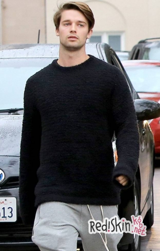 Арнольд Шварценеггер с сыном Патриком в Беверли-Хиллз