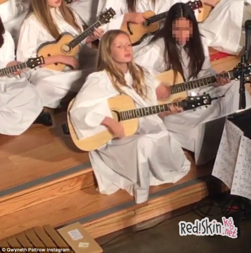 Дети знаменитостей: Старший ребенок Гвинет Пэлтроу и Криса Мартина, дочь Эппл, выступает на сцене