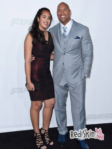 Дуэйн Джонсон и Лорен Хашиан стали родителями