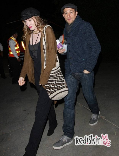 Редкое совместное появление Чарли Ханнэма со своей девушкой Морган