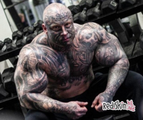 Йенс Далсгаард, датский бодибилдер по прозвищу «Зверь», за два года создал тело своей мечты (видео)