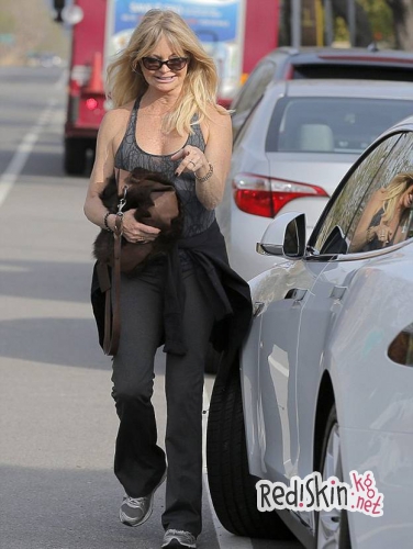 Кто, где, когда: Джессика Бил, Риз Уизерспун и другие звезды