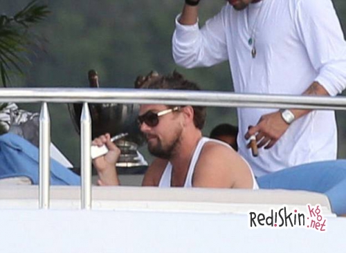 Леонардо Ди Каприо с друзьями отдыхает на яхте Романа Абрамовича