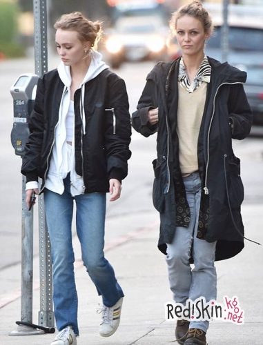 Звездные мамочки: Ванесса Паради, Гвен Стефани и Алессандра Амбросио