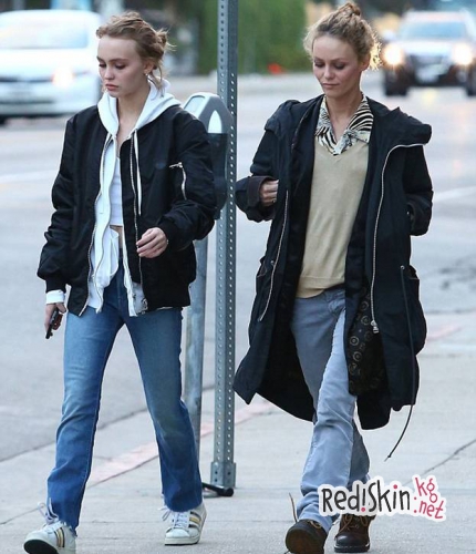 Звездные мамочки: Ванесса Паради, Гвен Стефани и Алессандра Амбросио