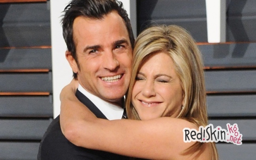 Дженнифер Энистон и Кортни Кокс приняли участие в благотворительной акции для детской больницы