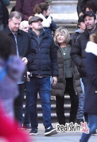 Леонардо Ди Каприо и Блейк Лайвли со своими мамами