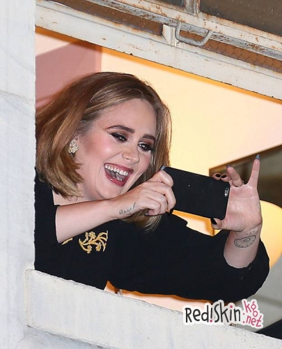 Множество звезд посетило выступление Адель в Голливуде, заставив почувствовать ее себя Джастином Бибером