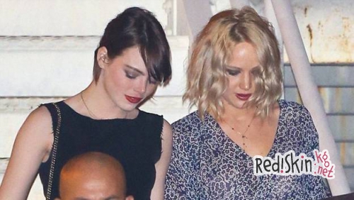 Множество звезд посетило выступление Адель в Голливуде, заставив почувствовать ее себя Джастином Бибером