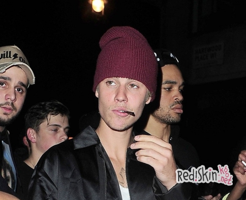 Пьяные звезды после вручения премии BRIT Awards 2016