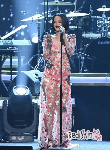 Рианна отказалась выступать на Грэмми в самый последний момент