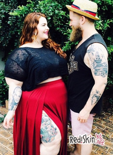 Самая крупная plus-size-модель в мире выложила фото на шестом месяце беременности:"К черту ваши стандарты красоты"