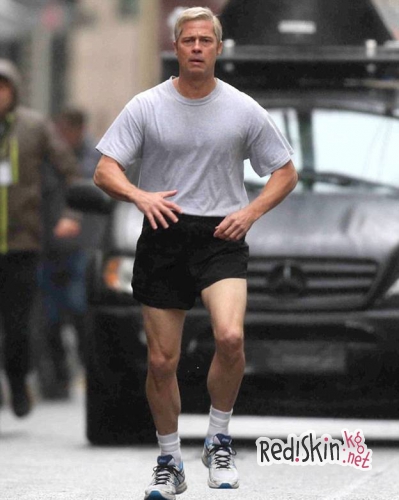 Снимается кино: Брэд Питт в образе известного генерала Стэнли Маккристала