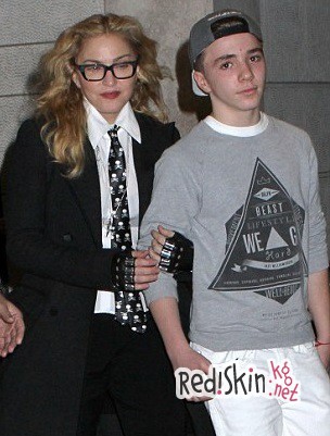 Суд вынес решение в пользу Мадонны: дальнейшие заседания суда переносятся в Нью-Йорк