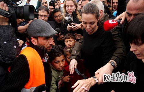 Анджелина Джоли продолжает свою гуманитарную работу в качестве посла ООН