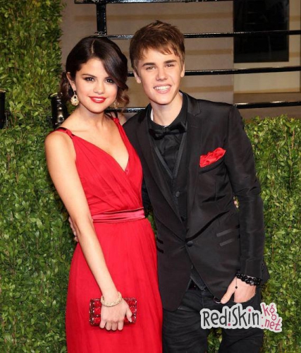 Джастин Бибер скучает по отношениям с Селеной Гомес