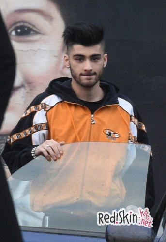 Зейн Малик шокировал поклонников татуировкой на лице