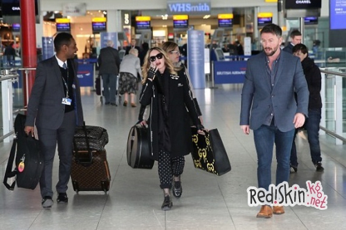 Мадонна прибыла в Лондон, чтобы уговорить Рокко вернуться в школу