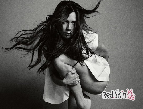 Пош-Спайс, какой вы никогда раньше ее не видели: Виктория Бекхэм в фотосессии для Vogue